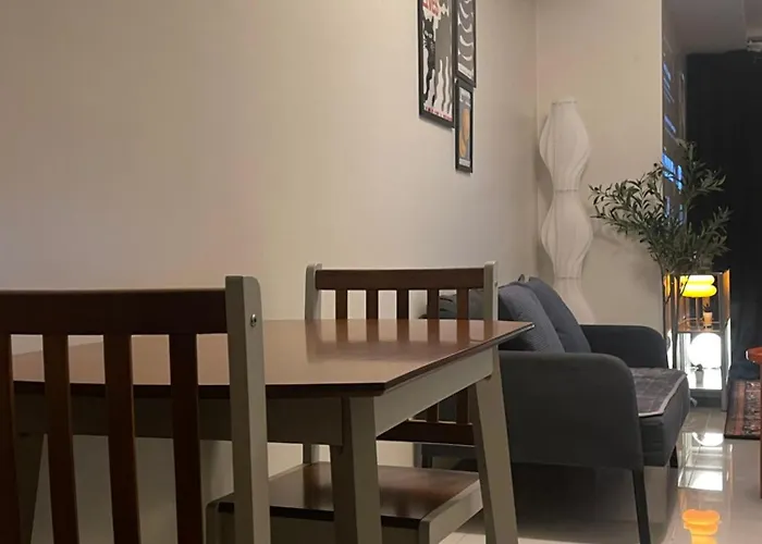 Cozy Place In Uptown Bgc Near Malls And Clubs Manila