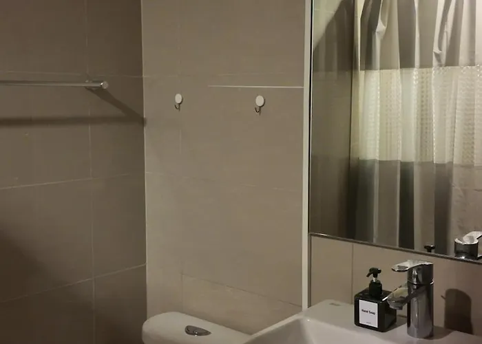 Cozy Place In Uptown Bgc Near Malls And Clubs 4* Manila