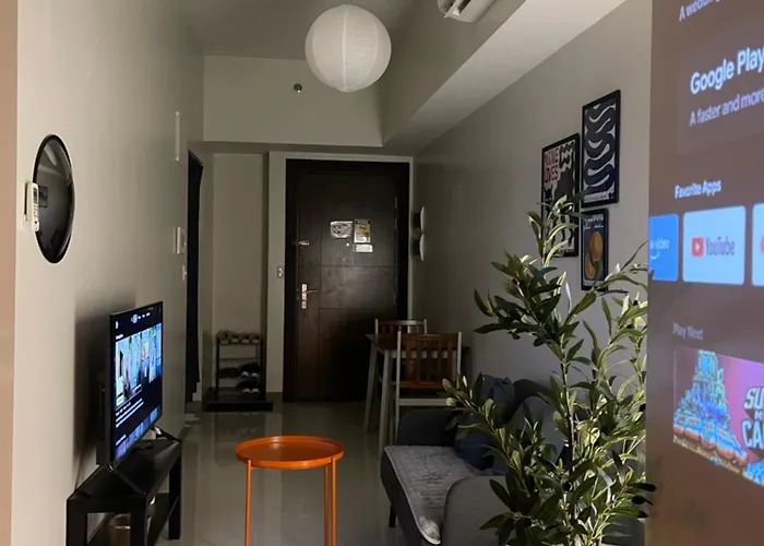 Aparthotel Cozy Place In Uptown Bgc Near Malls And Clubs