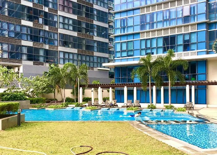 Cozy Place In Uptown Bgc Near Malls And Clubs