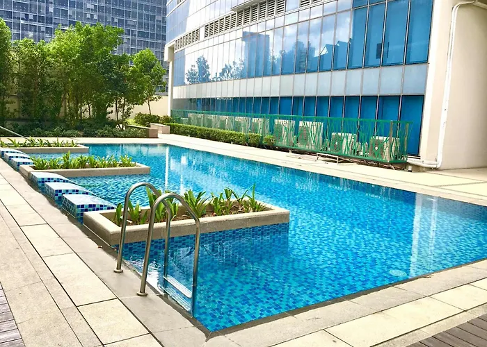 Cozy Place In Uptown Bgc Near Malls And Clubs Manila